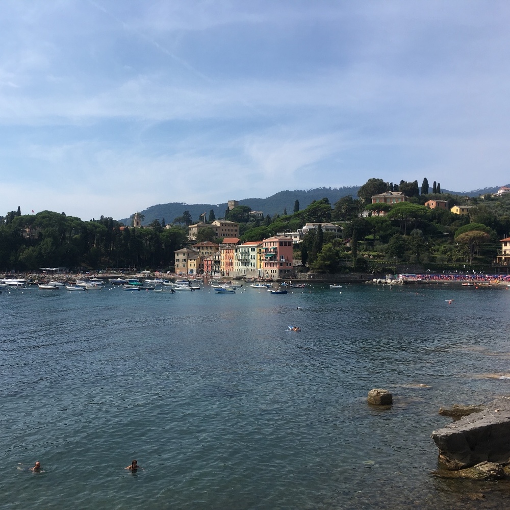 Meet your Posher, M beatrice